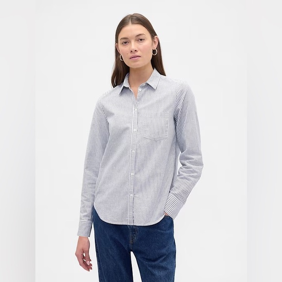 GAP Classic Oxford Fitted Boyfriend Shirt Button Down Blue & White Striped Large - Picture 1 of 13